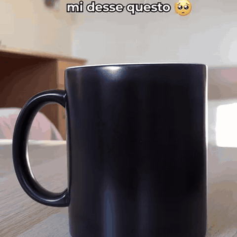 tazza-magica-termosensibile-versa-una-bevanda-cald-1342-gifsec