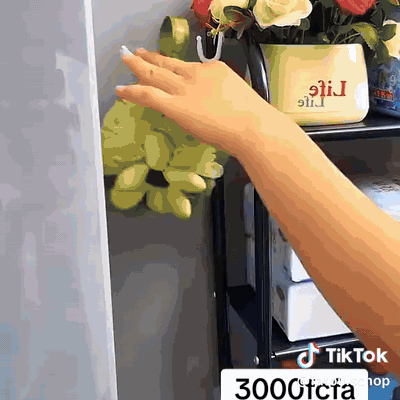 gif — Scaffale Salvaspazio sopra la Lavatrice con Barra Appendiabiti