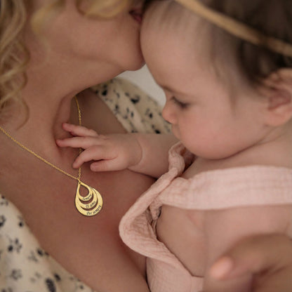 situation — Collana Goccia Personalizzata con Nomi – da 1 a 4 nomi incisi