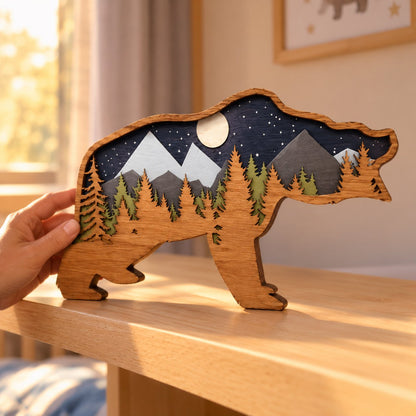 situation — Orso Decorativo in Legno 3D – Foresta Notturna con Luna e Stelle