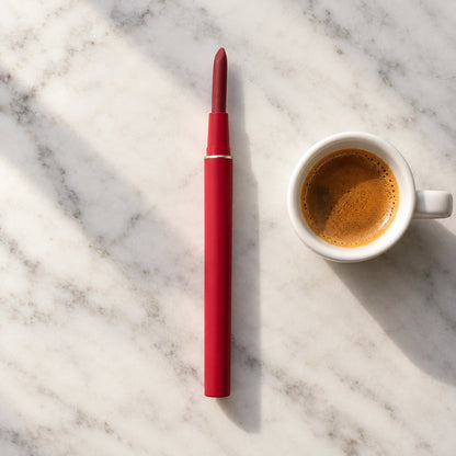 packshot — Matita Rossetto Opaca Lunga Tenuta – 1 + 1 in Omaggio