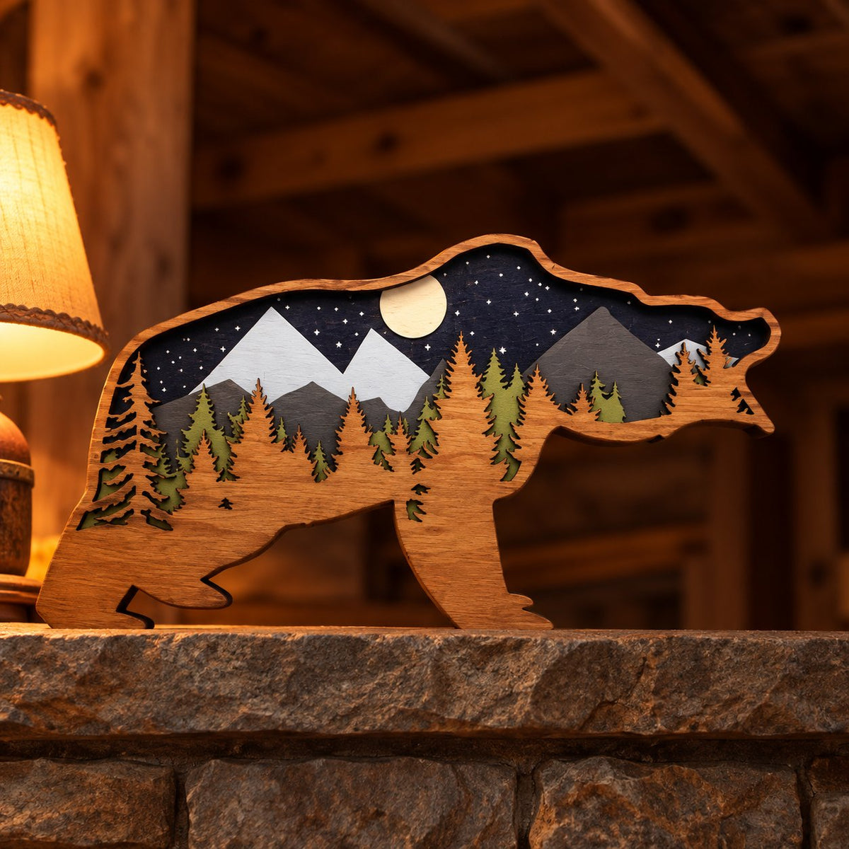 situation — Orso Decorativo in Legno 3D – Foresta Notturna con Luna e Stelle