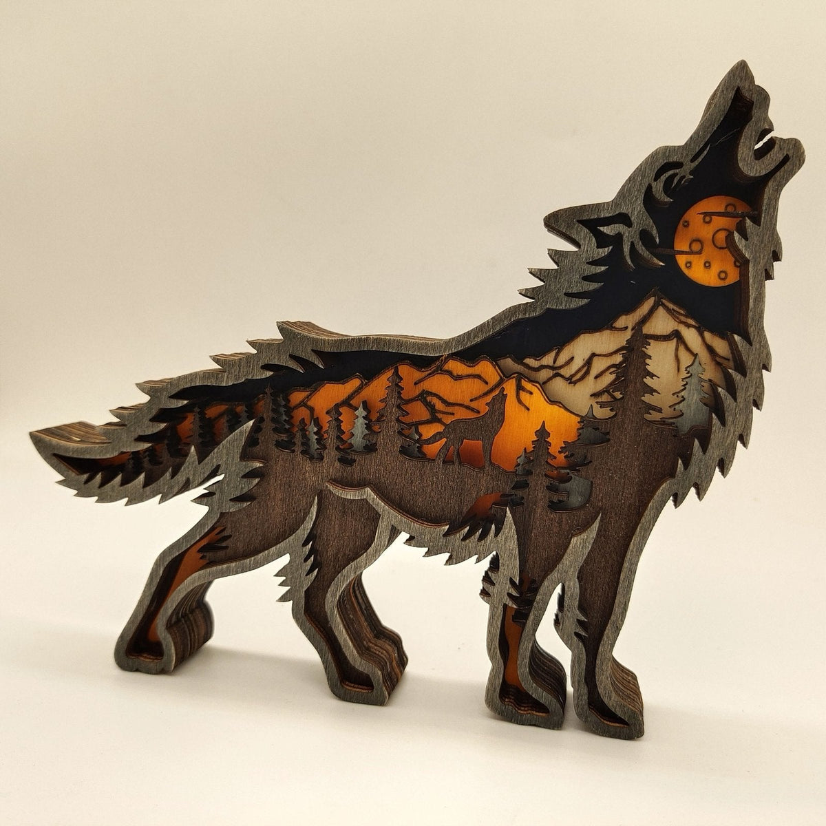 variante Lupo — Orso Decorativo in Legno 3D – Foresta Notturna con Luna e Stelle