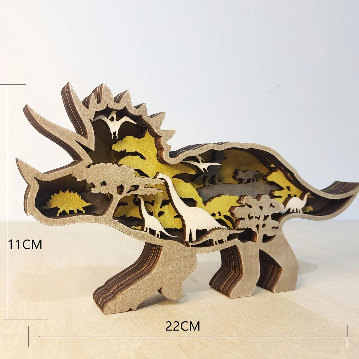 variante Triceratopo — Orso Decorativo in Legno 3D – Foresta Notturna con Luna e Stelle
